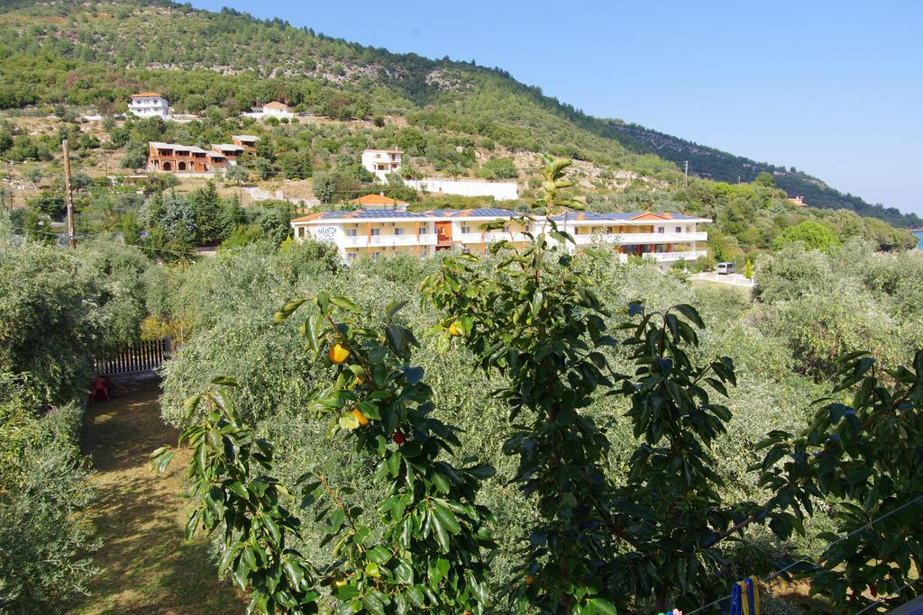 Hotel Athina Kinira Exterior foto