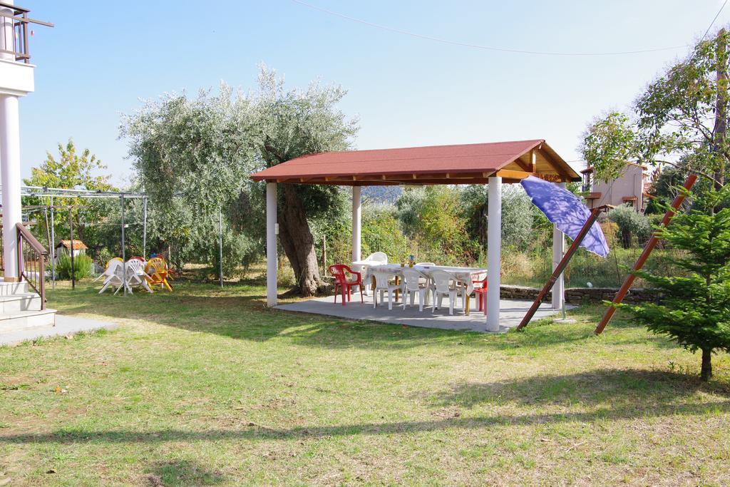 Hotel Athina Kinira Exterior foto