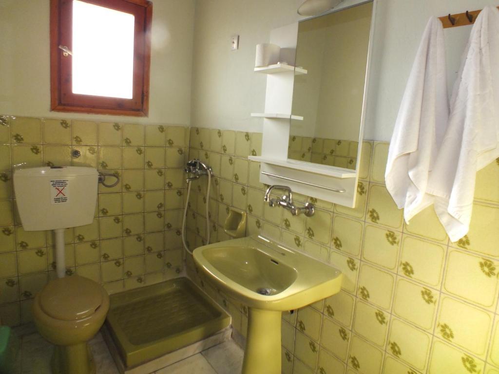 Hotel Athina Kinira Exterior foto