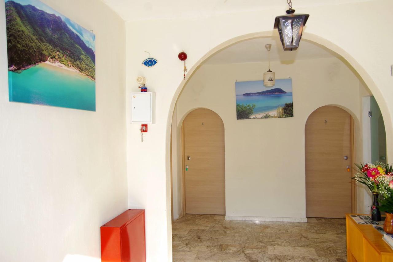 Hotel Athina Kinira Exterior foto