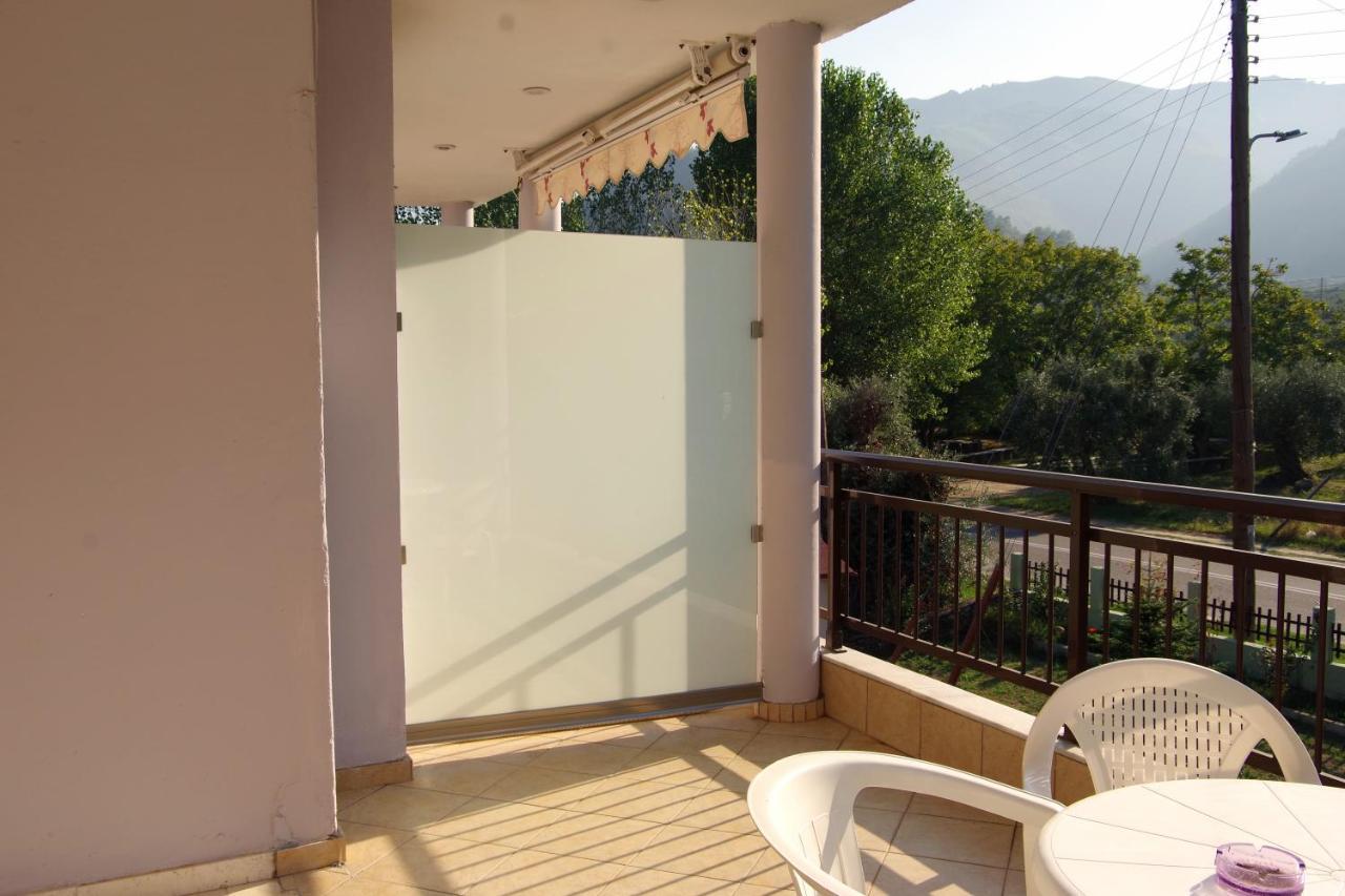 Hotel Athina Kinira Exterior foto