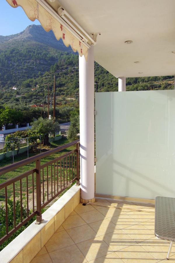 Hotel Athina Kinira Exterior foto
